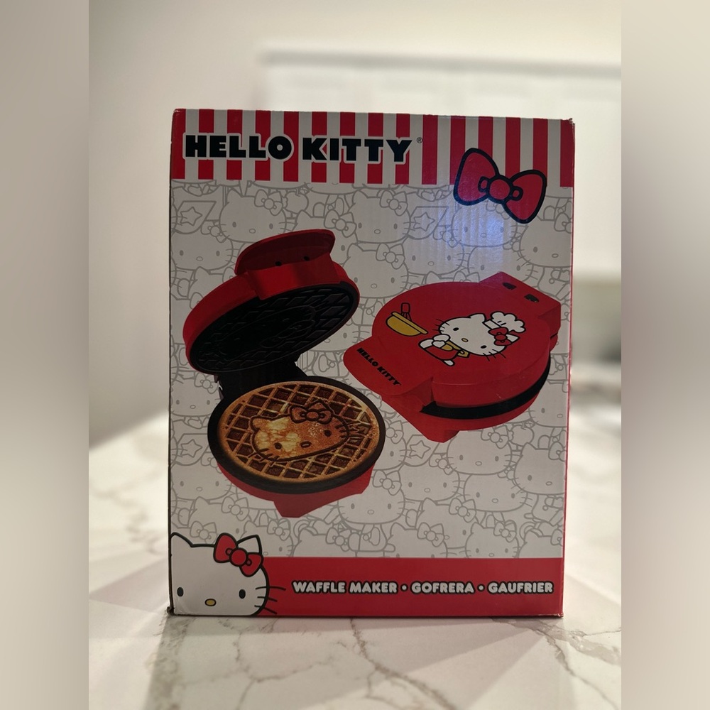 Hello kitty waffle maker